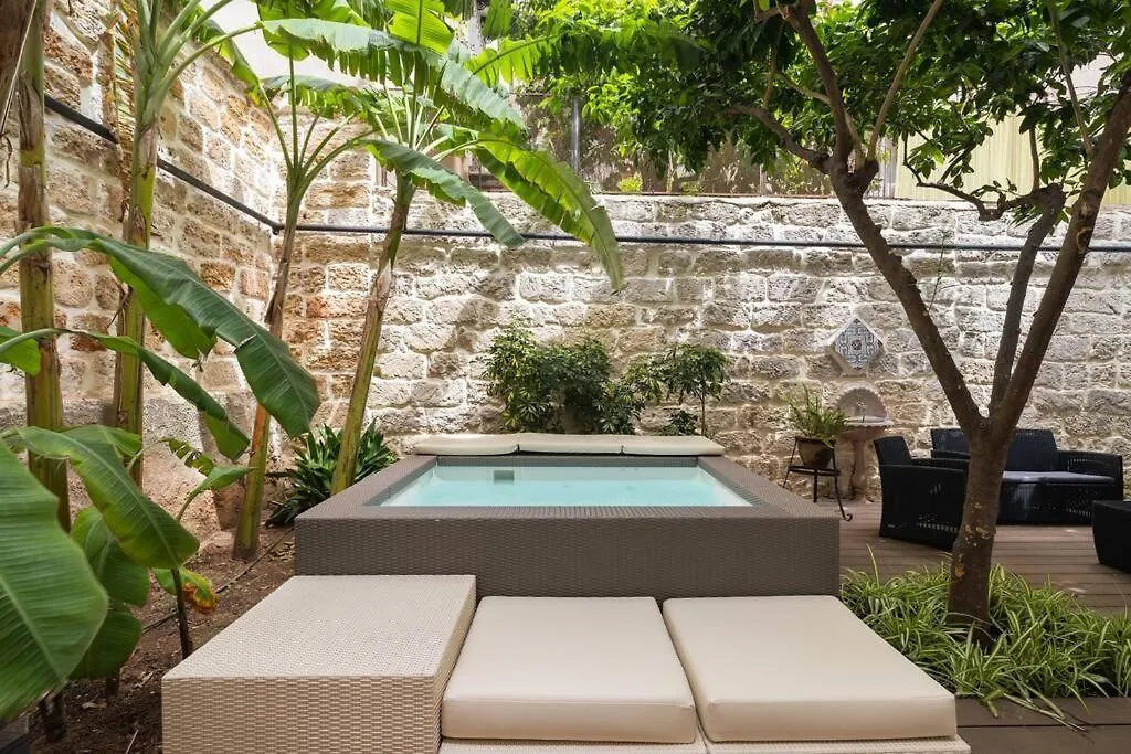 The Garden Boutique Apartment By Domusicily Palermo