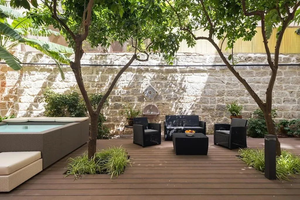 The Garden Boutique Apartment By Domusicily Palermo