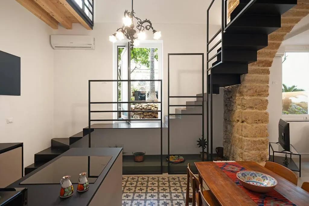 The Garden Boutique Apartment By Domusicily Palermo