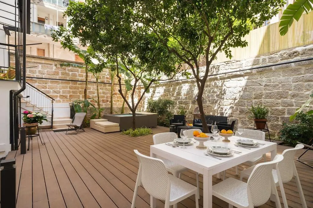 The Garden Boutique Apartment By Domusicily Palermo